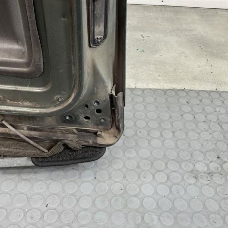 Porte laterale gauche PEUGEOT PARTNER 1 Photo n°6