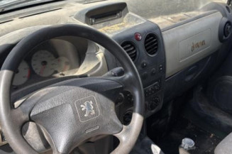 Renfort pare choc avant (traverse) PEUGEOT PARTNER 1