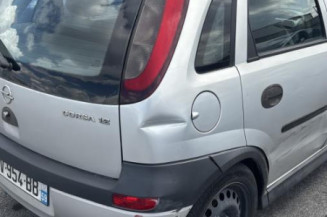 Vitre avant gauche OPEL CORSA C