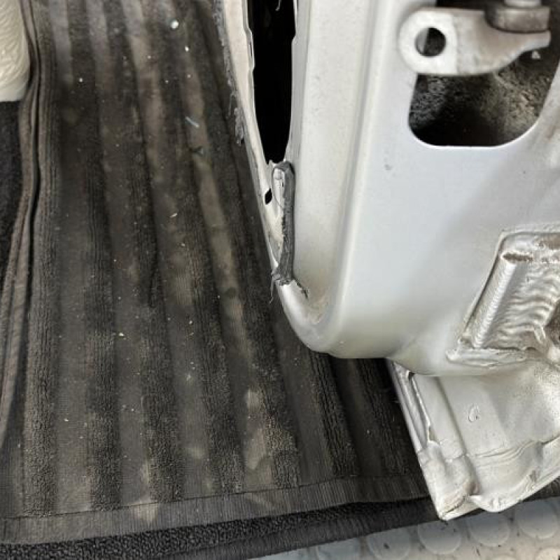 Porte arriere gauche RENAULT CLIO 2 Photo n°5