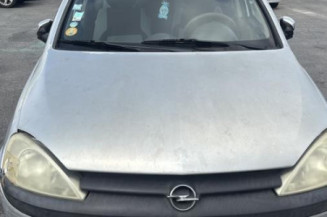 Vitre avant gauche OPEL CORSA C
