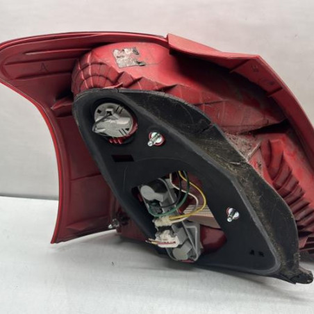 Feu arriere principal droit (feux) TOYOTA YARIS 2