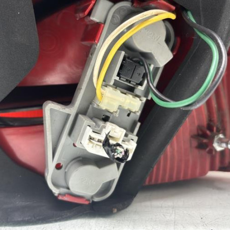 Feu arriere principal gauche (feux) TOYOTA YARIS 2