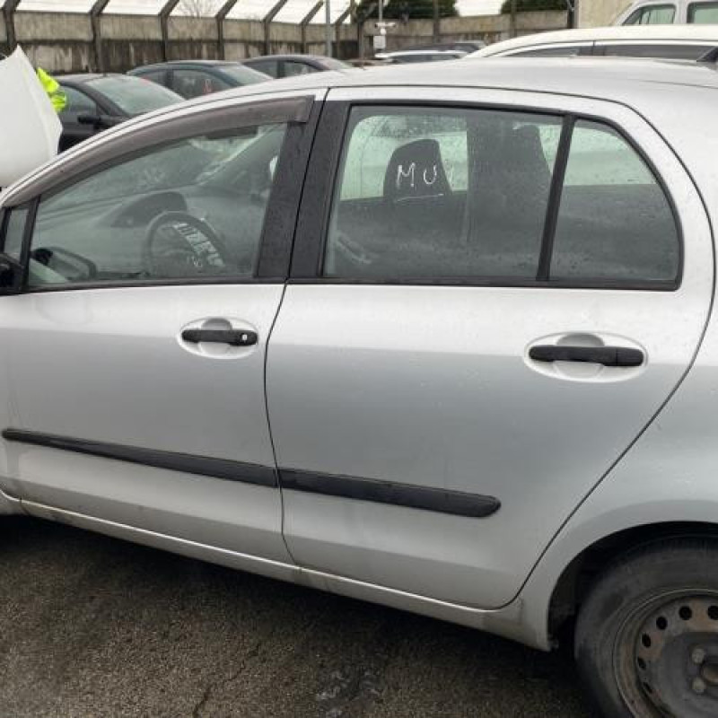 Boitier air bag TOYOTA YARIS 2 Photo n°11
