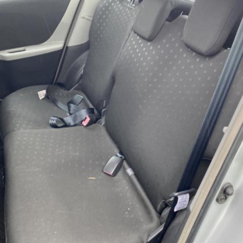 Boitier air bag TOYOTA YARIS 2 Photo n°17