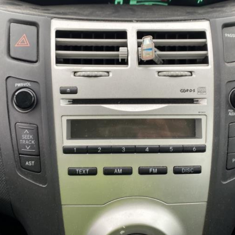 Boitier air bag TOYOTA YARIS 2 Photo n°19