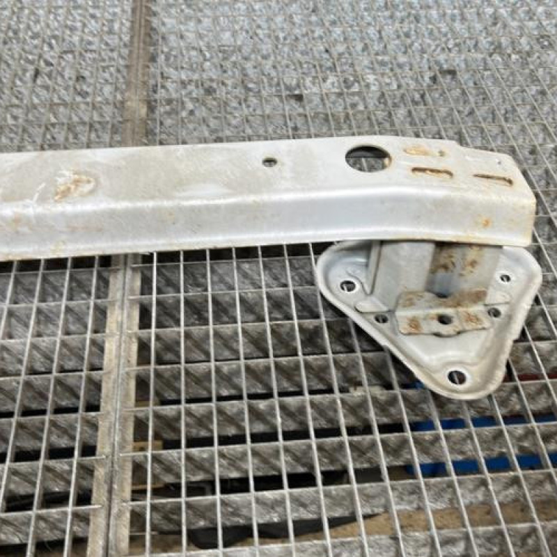 Renfort pare choc arriere (traverse) TOYOTA YARIS 2 Photo n°3