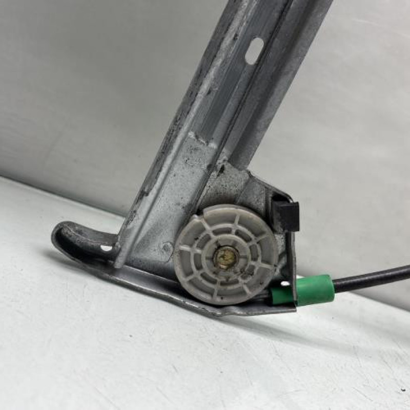 Leve vitre electrique avant droit PEUGEOT 206 Photo n°4