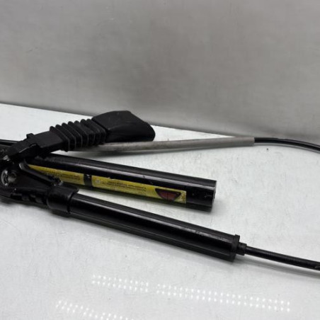 Pretensionneur de ceinture avant gauche OPEL CORSA B