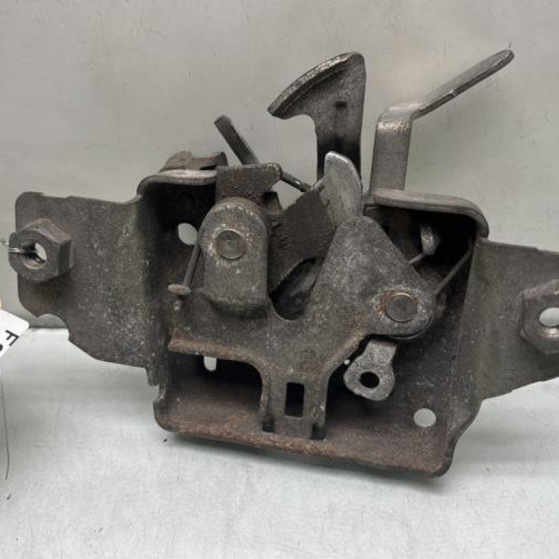 Fermeture de capot RENAULT CLIO 3 Photo n°2