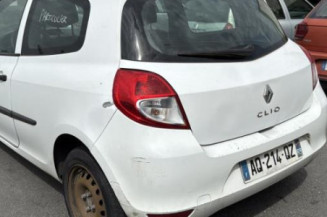Fermeture de capot RENAULT CLIO 3
