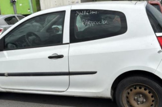 Fermeture de capot RENAULT CLIO 3