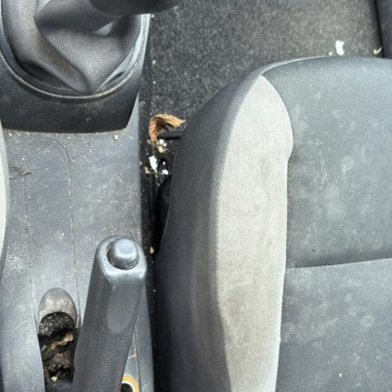 Fermeture de capot RENAULT CLIO 3 Photo n°16