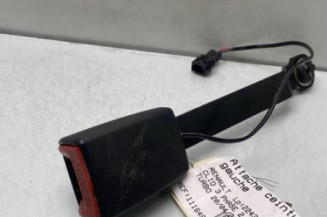 Attache ceinture avant gauche RENAULT CLIO 3 Photo n°1
