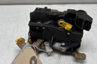 Serrure arriere gauche RENAULT CLIO 1