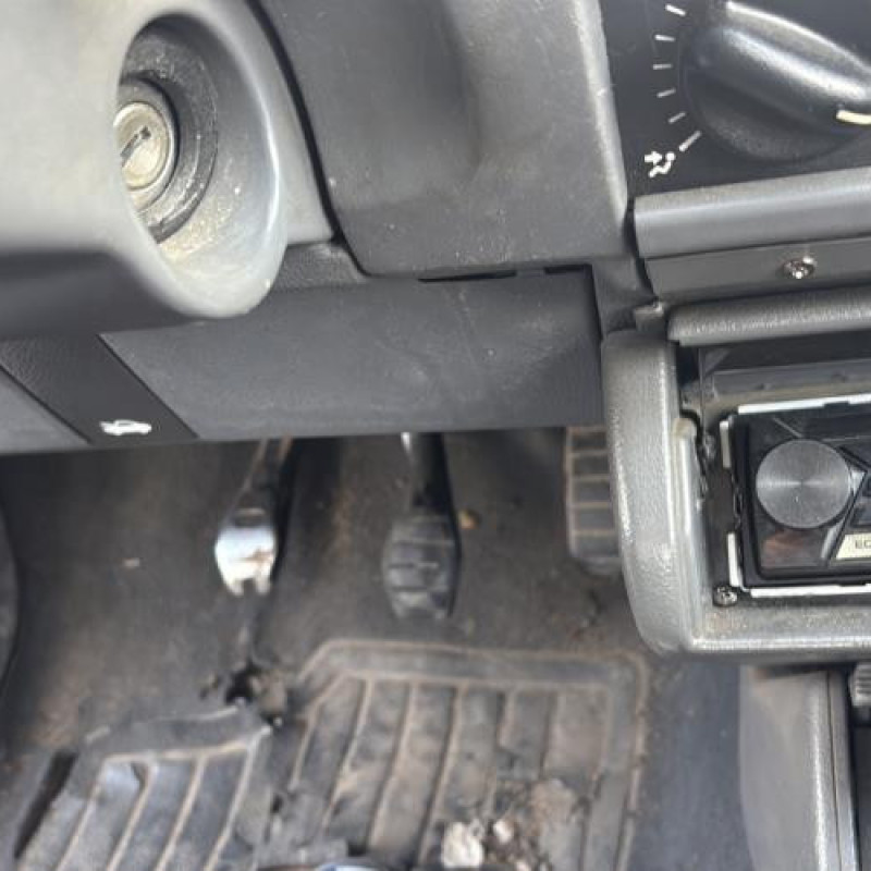 Serrure arriere gauche RENAULT CLIO 1 Photo n°20