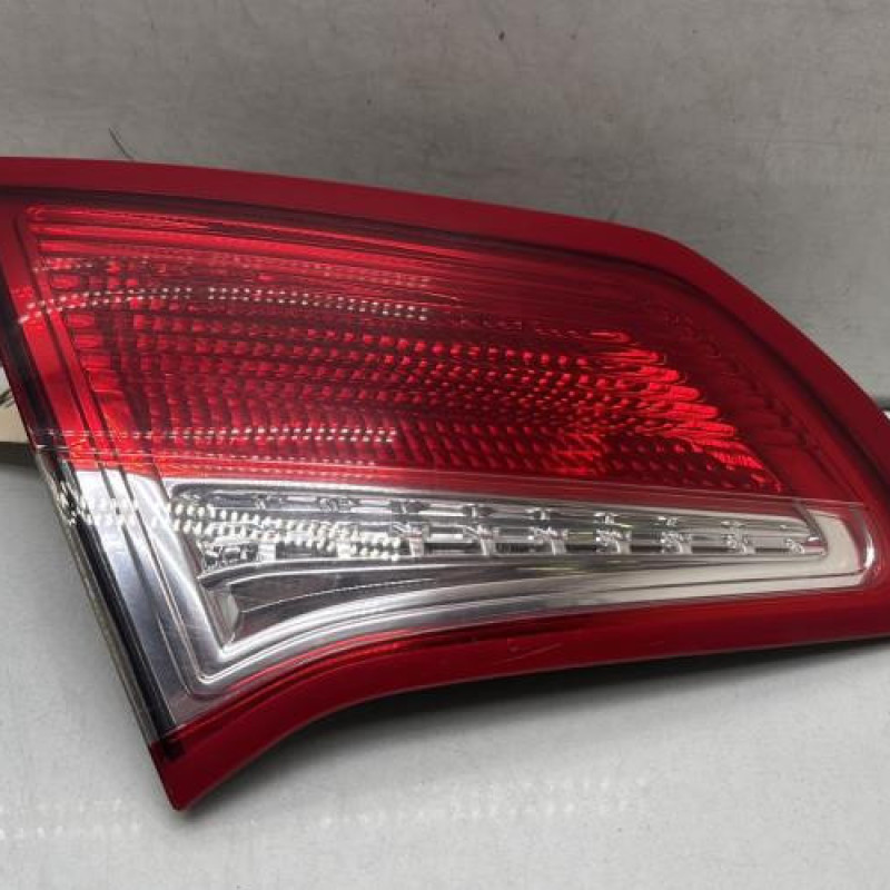 Feu arriere secondaire gauche (feux) CITROEN C4 2 Photo n°1