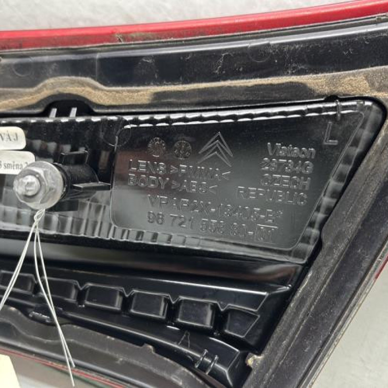 Feu arriere secondaire gauche (feux) CITROEN C4 2 Photo n°3