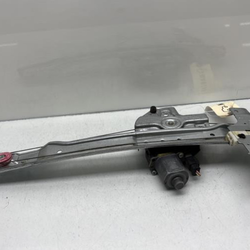 Leve vitre electrique avant droit PEUGEOT 208 1 Photo n°7