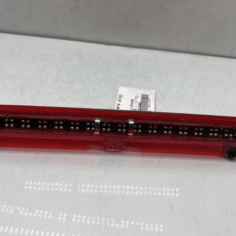 Feu arriere stop central VOLKSWAGEN TOURAN 1 Photo n°2