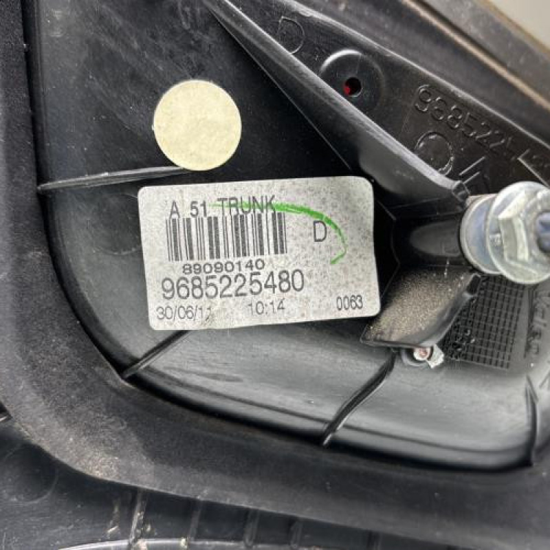 Feu arriere secondaire droit (feux) CITROEN C3 2 Photo n°3