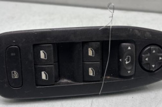 Interrupteur de leve vitre avant gauche PEUGEOT 208 1 Photo n°1