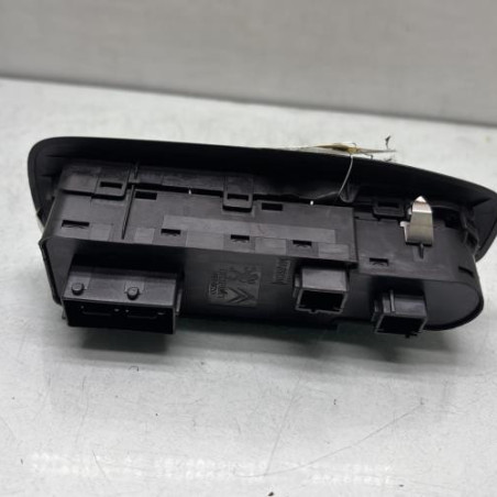 Interrupteur de leve vitre avant gauche PEUGEOT 208 1