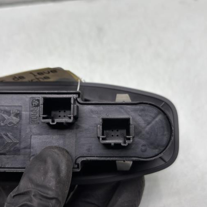 Interrupteur de leve vitre avant gauche PEUGEOT 208 1 Photo n°3