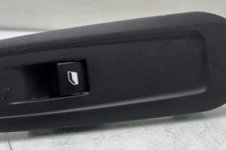 Interrupteur de leve vitre avant droit PEUGEOT 308 2 Photo n°1