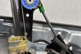 Leve vitre electrique avant droit VOLKSWAGEN POLO 4