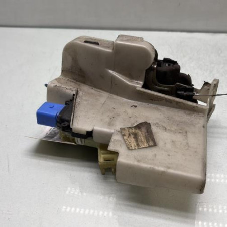 Serrure avant droit VOLKSWAGEN POLO 4