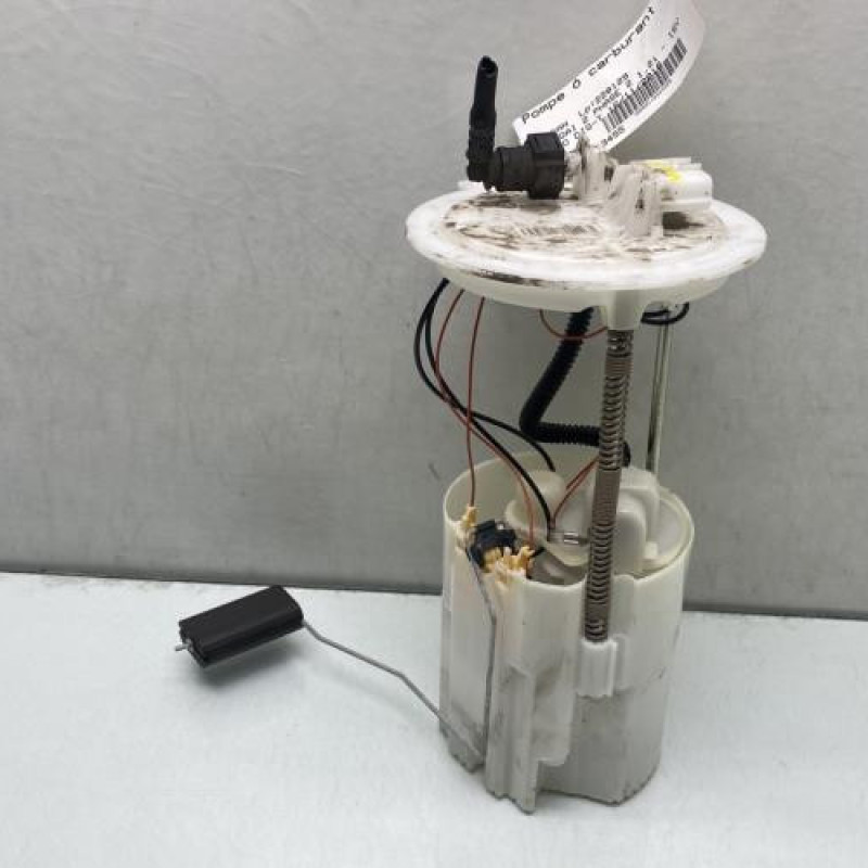 Pompe à carburant NISSAN QASHQAI 2 Photo n°1