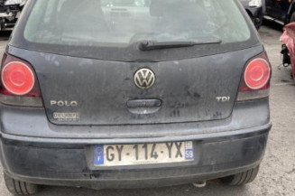 Serrure avant droit VOLKSWAGEN POLO 4