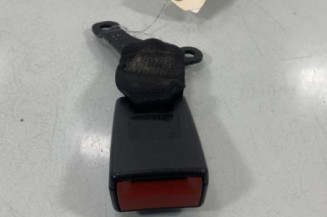 Attache ceinture arriere gauche OPEL ZAFIRA B
