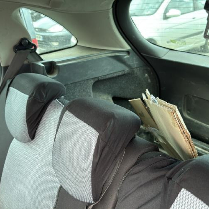 Boitier air bag RENAULT CLIO 3 Photo n°17