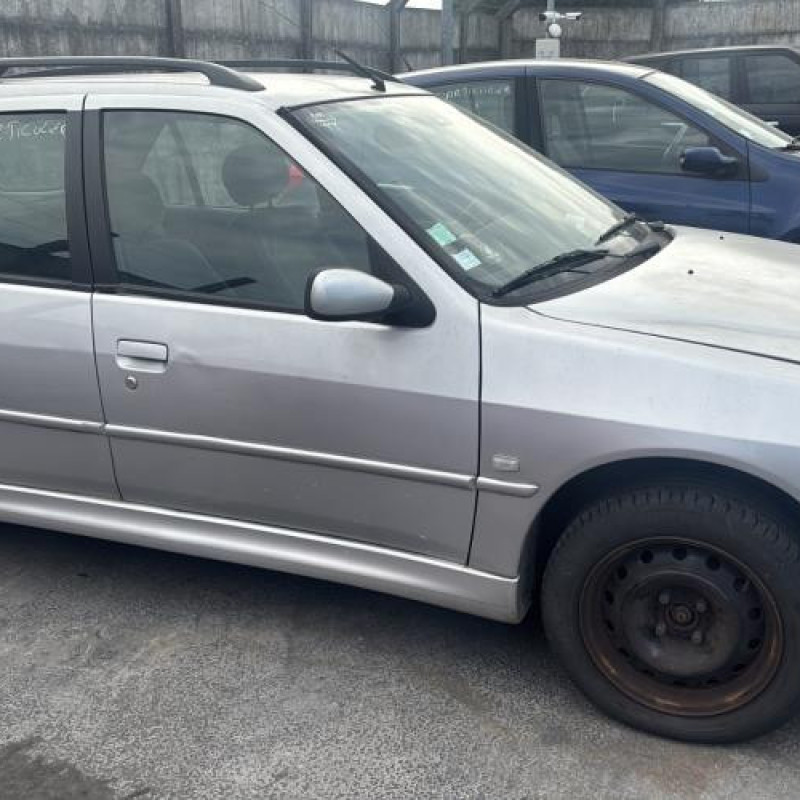 Retroviseur gauche PEUGEOT 306 Photo n°11