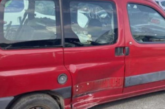 Leve vitre mecanique avant droit CITROEN BERLINGO 1