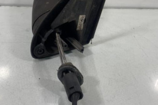 Retroviseur droit PEUGEOT 106
