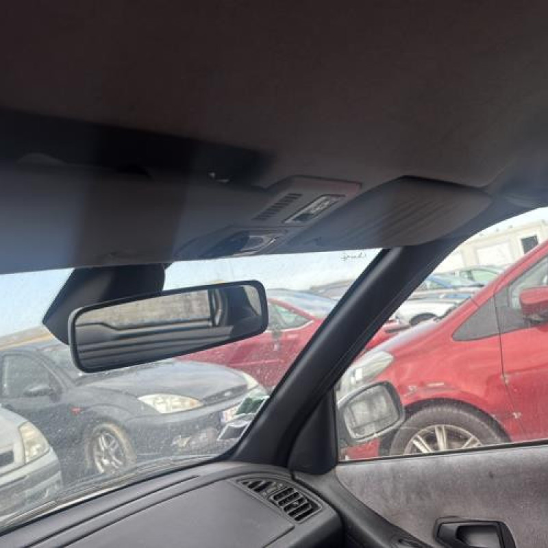 Leve vitre electrique avant gauche PEUGEOT 306 Photo n°19