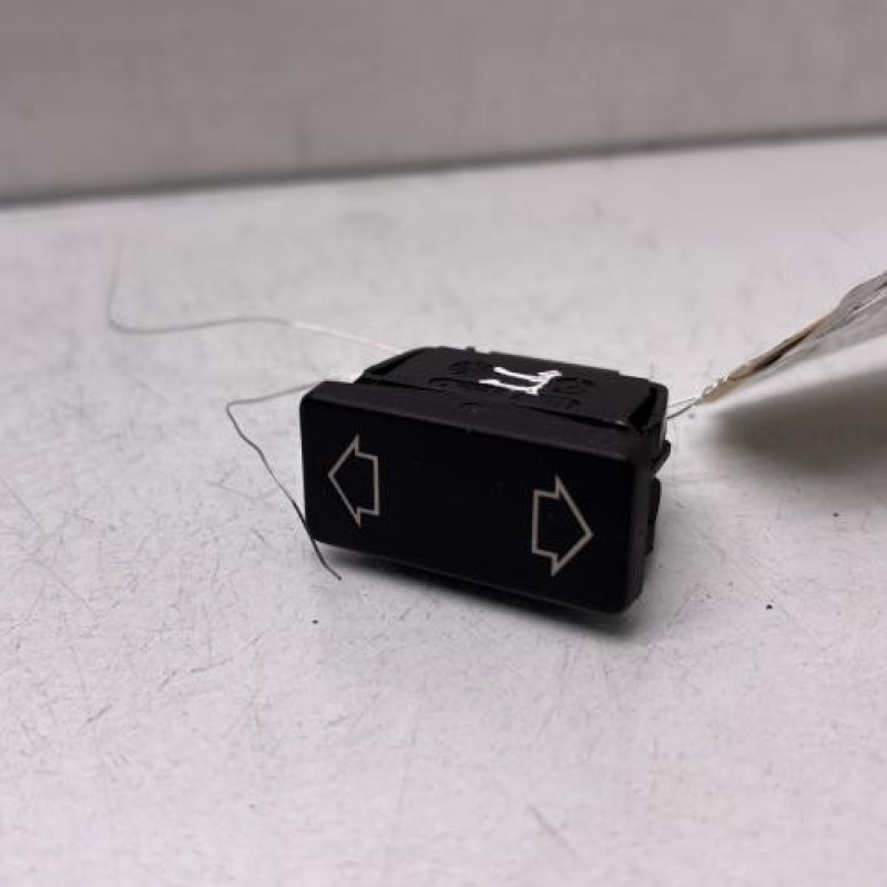 Interrupteur de leve vitre avant gauche PEUGEOT 106 Photo n°1