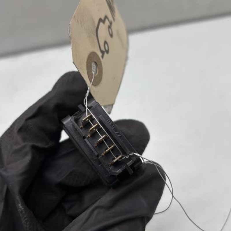 Interrupteur de leve vitre avant gauche PEUGEOT 106 Photo n°3