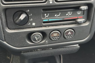 Interrupteur de leve vitre avant gauche PEUGEOT 106