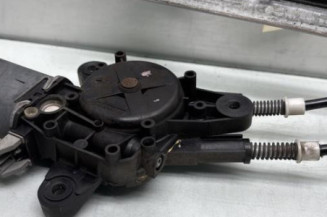 Leve vitre electrique avant droit PEUGEOT 106