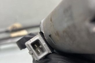 Leve vitre electrique avant droit PEUGEOT 106