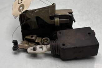 Serrure arriere gauche PEUGEOT 106