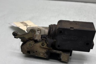 Serrure arriere gauche PEUGEOT 106