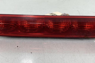 Feu arriere stop central PEUGEOT 308 1 Photo n°1