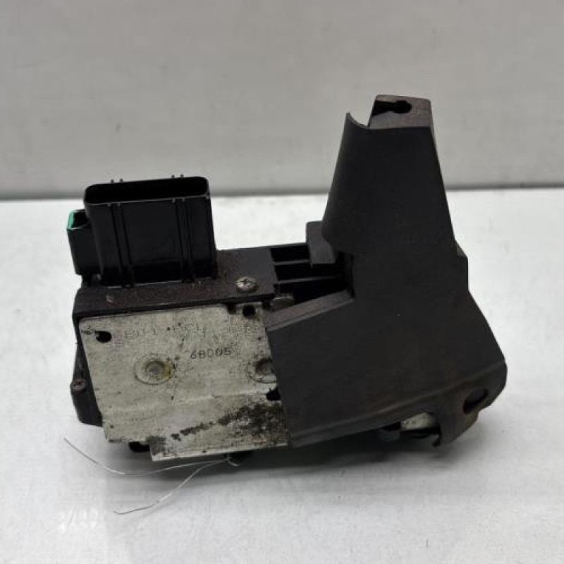 Serrure arriere droit FORD FIESTA 5 Photo n°4