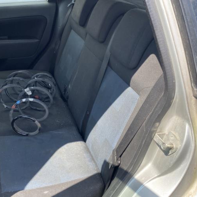 Serrure arriere droit FORD FIESTA 5 Photo n°17