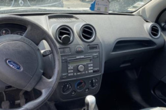 Serrure avant gauche FORD FIESTA 5